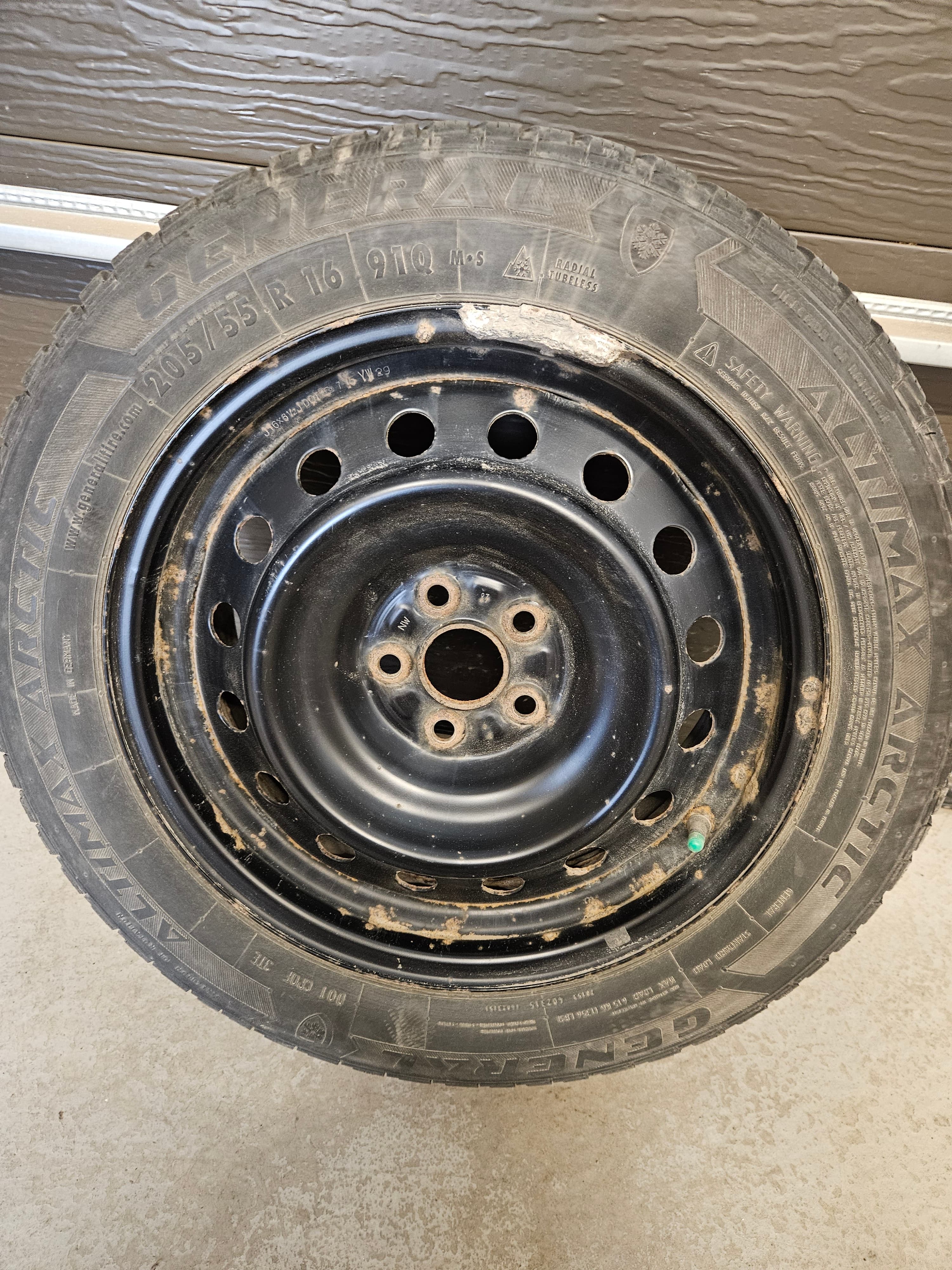 General Tire Altimax Arctic